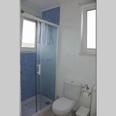 Charming, Sunny With Beautiful River View + Free Street Parking + Ac Apartment Lisbon